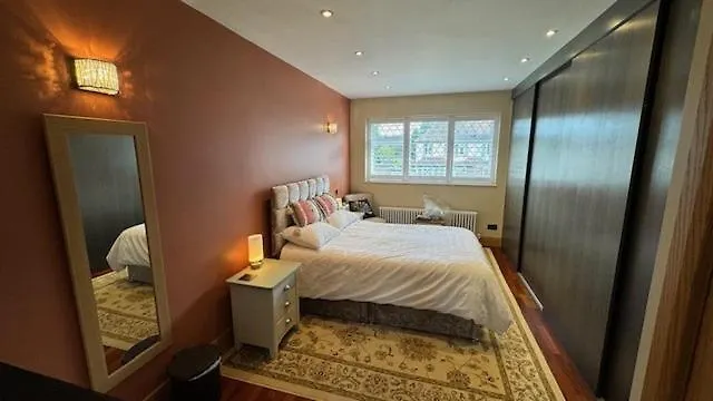 Stunning Double Bedroom Greenwich London With Private Bathroom Homestay