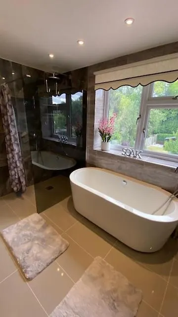 Stunning Double Bedroom Greenwich London With Private Bathroom